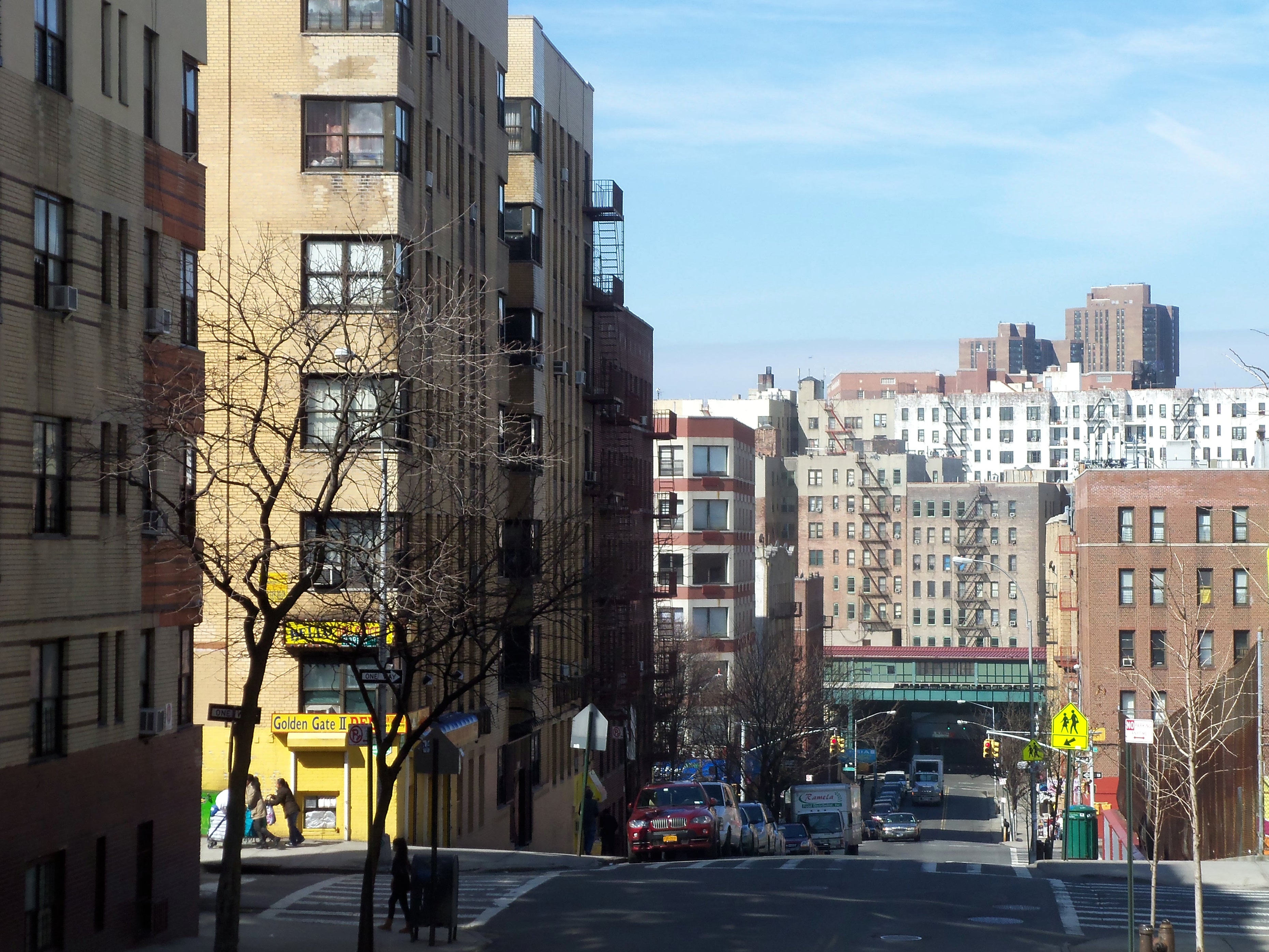 view of East 176th toward Jerome Avenue elevated