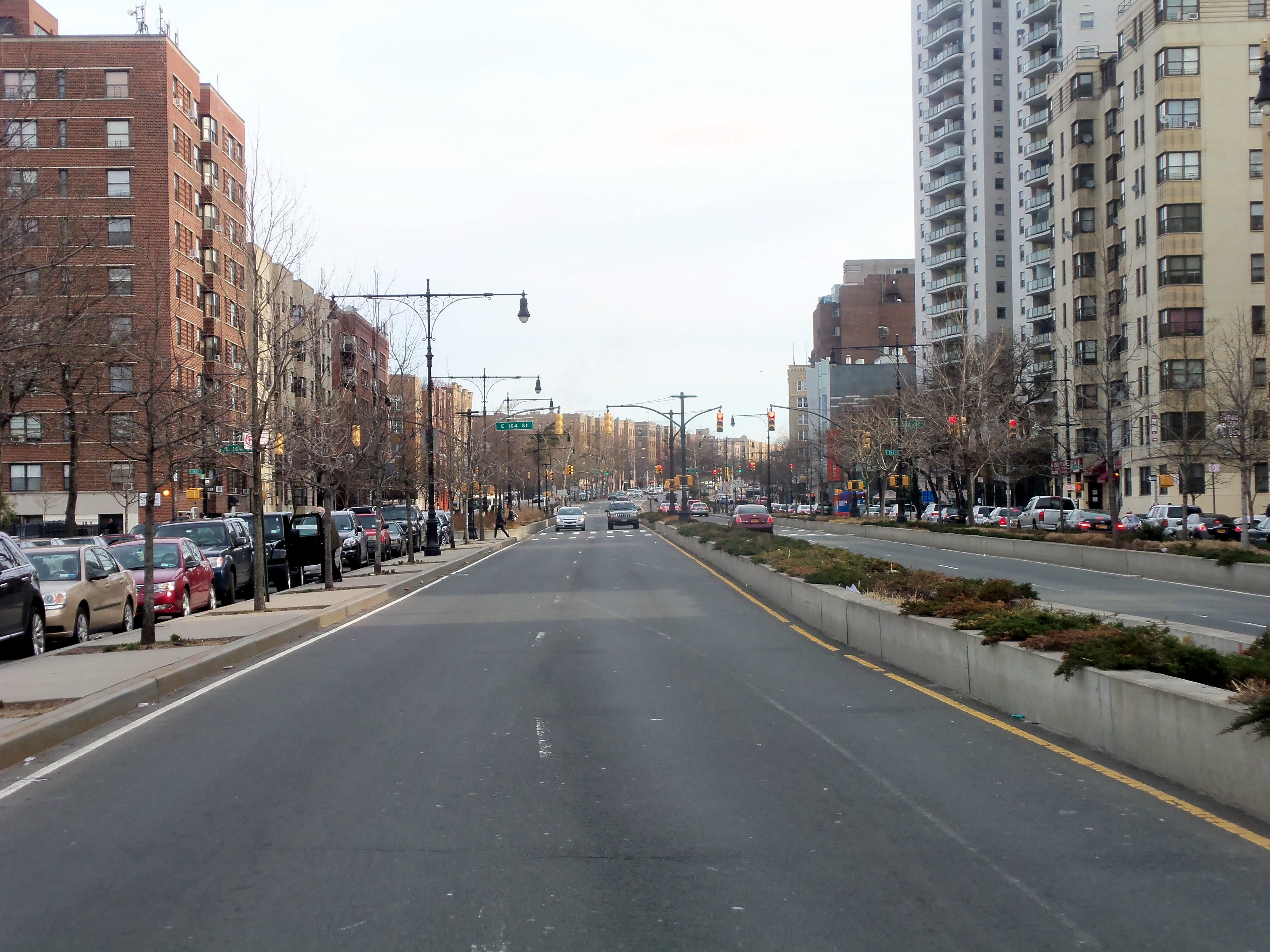 Grand Concourse looking north at 163rd