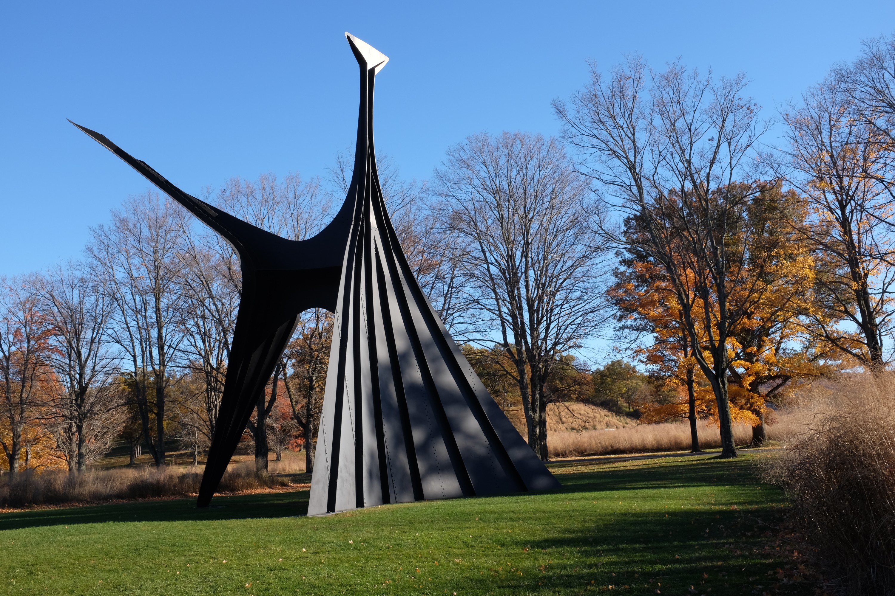 Arch, sculpture by Alexander Calder